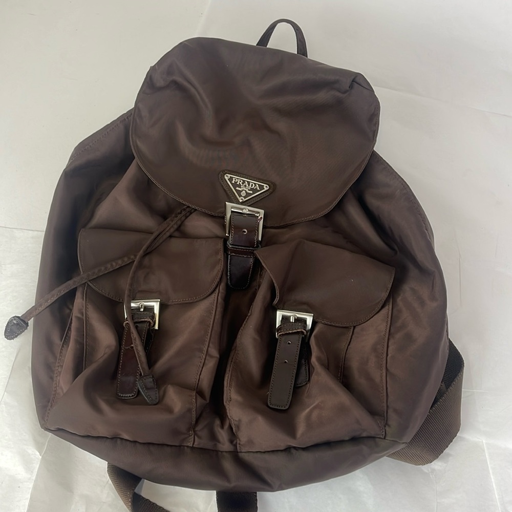 Prada backpack - Picture 2 of 15